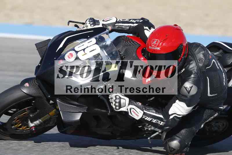 /Archiv-2025/01 24.-27.01.2025 Moto Center Thun Jerez/rot-red/89